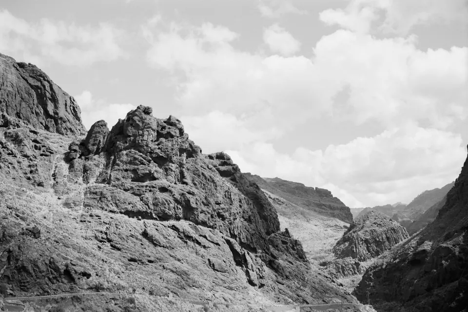 Canaria — photograph by Antonin Sgambato (8/11)