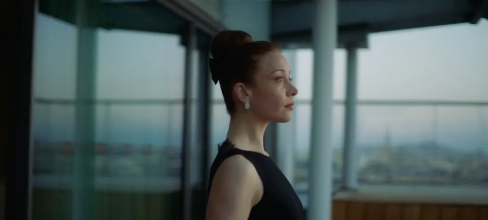 Shangri-La — Dance your life — film still (3/10)