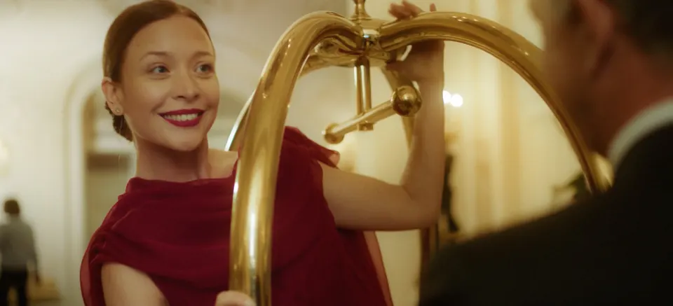 Shangri-La — Dance your life — film still (7/10)